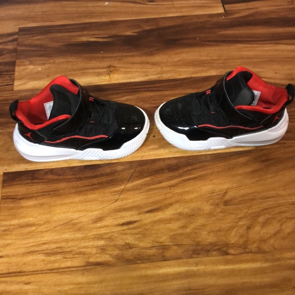 LOW TOP JORDAS - Picture 6 of 9